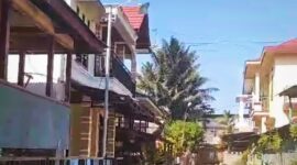 Salah satu titik pemasangan lampu jalan di Kelurahan Karassik, Kecamatan Rantepao, yang dilakukan oleh team Teknisi Ir. Ramly Jamal, Minggu 15 Oktober 2023, Lalu. Foto (ist). 