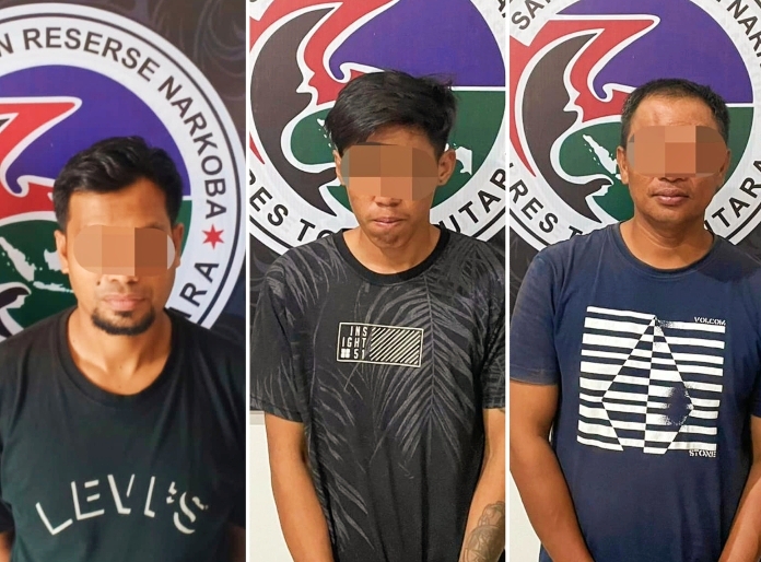 Tiga pelaku yang diringkus oleh Satresnarkoba Polres Torut. Ketiga Terduga pelaku saat ini sudah diamankan di Mapolres Torut. Foto Dok: (Humas).