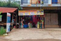 Toko Alkarif menjual berbagai kebutuhan masyarakat dan melayani pesanan secara via online dan bisa COD. Alamat Toko Alkarif di Poros Bolu-Rantepao, Kecamatan Tallunglipu, Kabupaten Toraja Utara. Rabu (20/03/2024). Foto Dokumentasi:(Erlinuddin/inspirasipos.com).