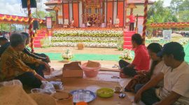 Acara resepsi pernikahan Kepas dan Siti Mustovia di hadiri Komisaris media inspirasipos.com, Arnol Hutasoit. Foto Dok: Arlin/inspirasipos.com