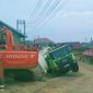 Sebuah Truk Hino mengalami laka tunggal di dusun III di Jalan Trans Sulawesi, Kabupaten Morowali. Foto Dok: (inspirasipos.com).