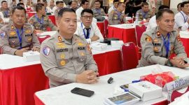 Nampak Kapolres Torut, didampingi Kabag Ops dan Kasatlantas hadiri kegiatan Gelar Operasional Triwulan I Tahun 2025 yang dilaksanakan di Aula Mappaoddang, Mapolda Sulawesi Selatan, Senin (28/04/2025). Foto Dok: Ist.