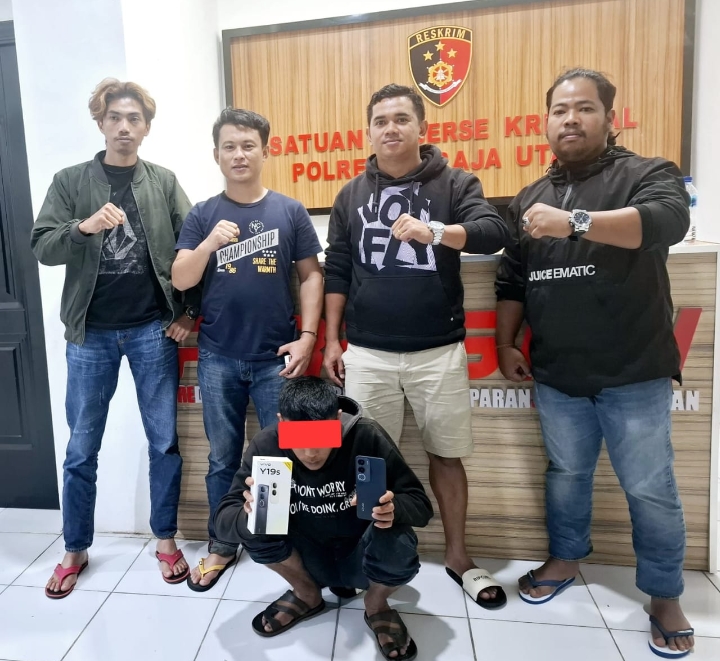Tim Resmob Polres Torut Bekuk Terduga Pencurian Barang Elektronik di Bangkelekila. Foto Dok: Ist.