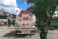 Penampakan mobil Truck Elnusa yang ugal ugalan di jalan poros Rantepao - Bolu, Senin (26/05/2025) siang.