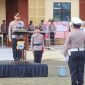 Kapolres Toraja Utara AKBP Stephanus Luckyto A.W, S.I.K., S.H., M.Si, pimpin upacara kenaikan pangkat di halaman Polres Toraja Utara, Rabu (02/07/2025) pagi.