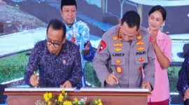 Kapolri Jenderal Polisi Drs. Listyo Sigit Prabowo resmikan sekolah SMA Kemala Taruna Bhayangkara (KTB) dan SMA Global Darussalam Academy (GDA).
di Daerah Istimewa Yogyakarta, Minggu (20/7/2025). Foto: Handover