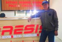 Dewan Penasehat Media Koran Online inspirasipos.com, Arnold Hutasoit saat menyambangi Mapolres Toraja Utara. Foto. Dok: Istimewa.