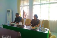 Ketua DPRD Toraja Utara, Hermin S. Matandung, (kanan) didampingi wakil ketua komisi. Foto Dok: Redaksi/inspirasipos.com