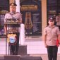 Kapolres Toraja Utara, AKBP Stephanus Luckyto AW, SIK, SH, MSi bertindak sebagai Inspektur Upacara. Foto Dok: Humas.