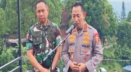 Panglima TNI Jenderal Agus Subiyanto bersama Kapolri Jenderal Listyo Sigit Prabowo saat memberikan keterangan pers di Bogor, Jawa Barat, Sabtu (30/8/2025). Foto Dok: Ist