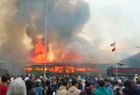 Nampak Aksi unjuk rasa di Kota Pekalongan, Sabtu (30/8/2025), ricuh gedung DPRD Kota Pekalongan dibakar Massa Pendemo. Foto Dok: Ist