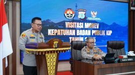 Kapolda Kaltim Irjen Pol. Endar Priantoro, S.H., S.I.K., C.F.E., M.H membuka kegiatan Visitasi Monev KIP RI untuk Perkuat Keterbukaan Informasi Publik di Gedung Mahakam, Rabu (3/9/2025). Foto Dok: Ist