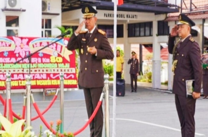 Kejaksaan Tinggi (Kejati) Lampung menggelar upacara peringatan Hari Lahir Kejaksaan Republik Indonesia ke-80, Selasa (2/9/2025), berjalan dengan Hidmat. Foto Dok: Ist