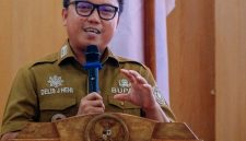 Bupati Morowali Utara Dr. dr. Delis Julkarson Hehi, MARS. Foto Dok: Instagram.